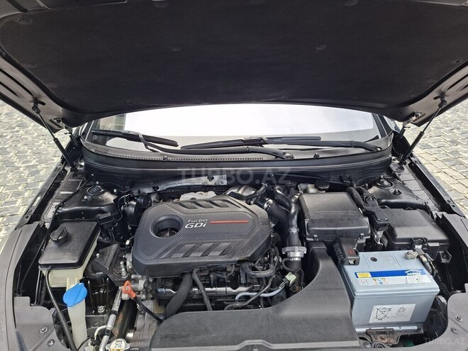 Hyundai Sonata-18