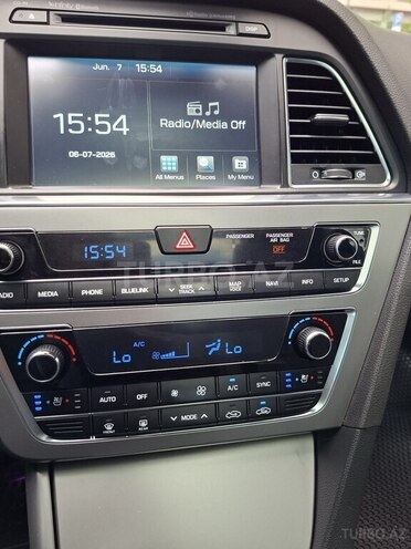 Hyundai Sonata-19