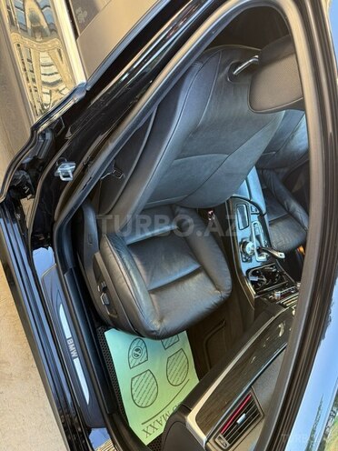 BMW 528-17