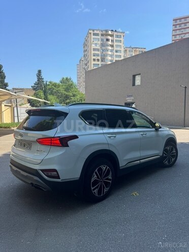 Hyundai Santa Fe-8