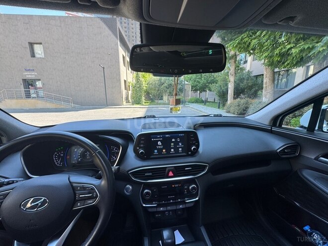 Hyundai Santa Fe-6