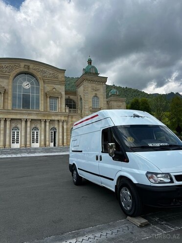 Ford Transit-2