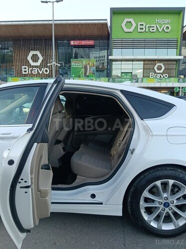 Ford Fusion (North America)-10
