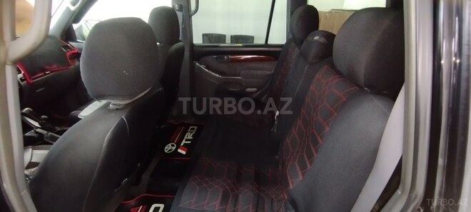 Toyota Land Cruiser Prado-21