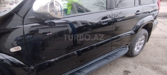 Toyota Land Cruiser Prado-11