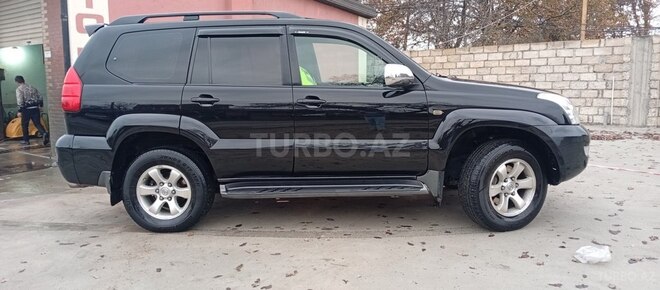 Toyota Land Cruiser Prado-5