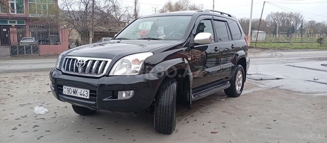 Toyota Land Cruiser Prado-4
