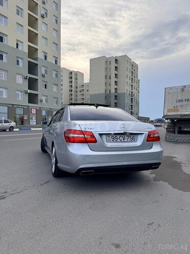Mercedes E 250-13
