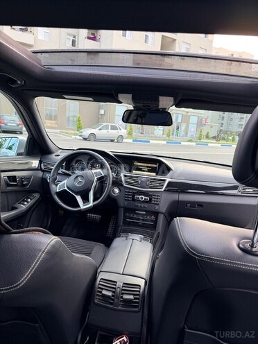 Mercedes E 250-17