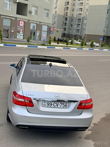 Mercedes E 250-6