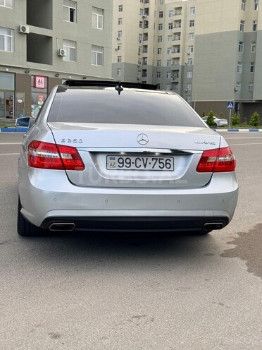 Mercedes E 250-8