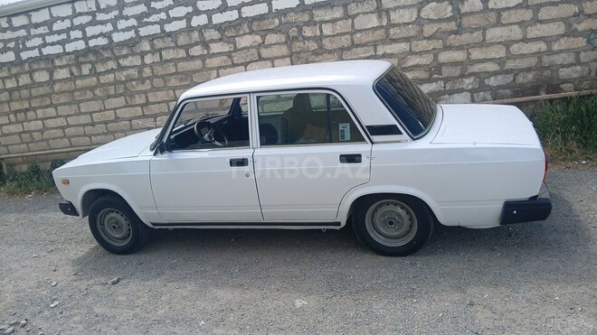 LADA (VAZ) 2107-4