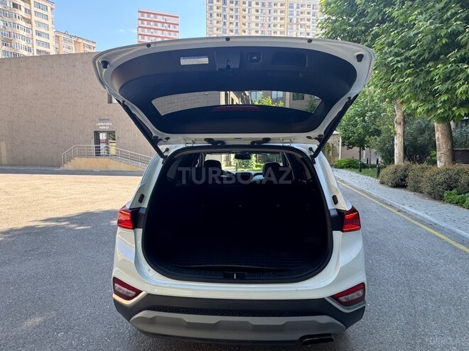 Hyundai Santa Fe-3