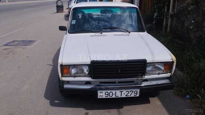 LADA (VAZ) 2107-1