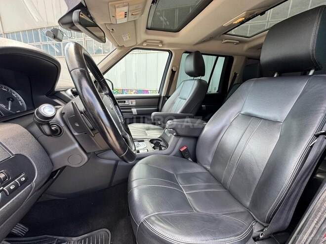 Land Rover Discovery-16