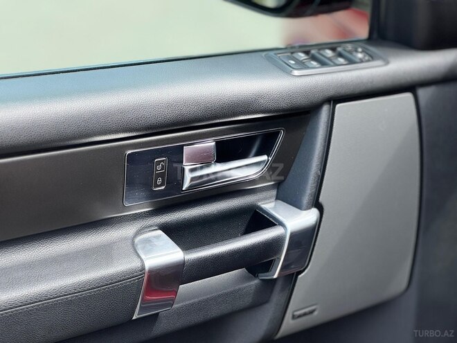 Land Rover Discovery-18
