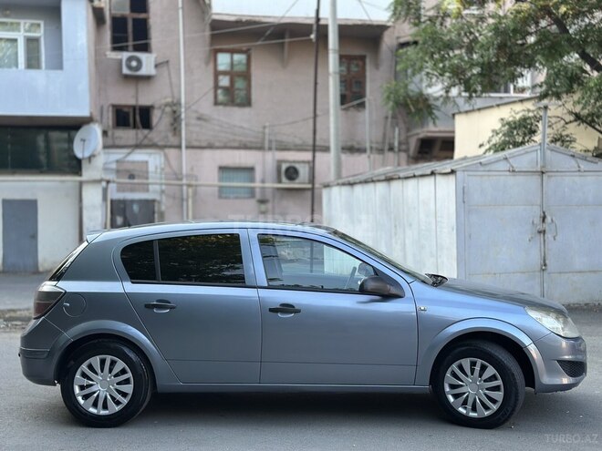 Opel Astra-7