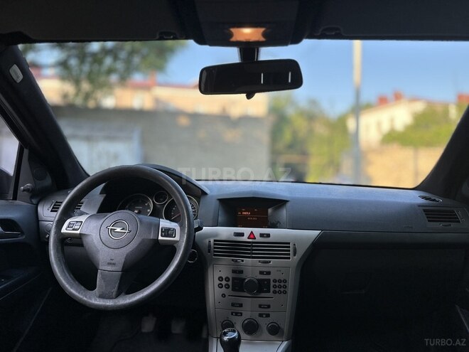 Opel Astra-2