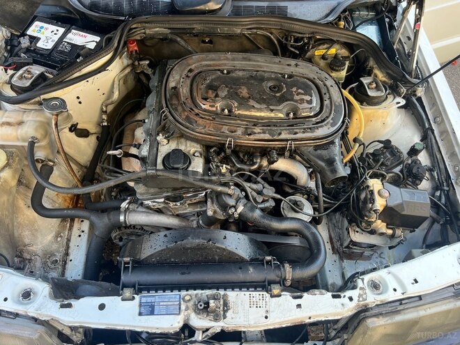 Mercedes 190-8