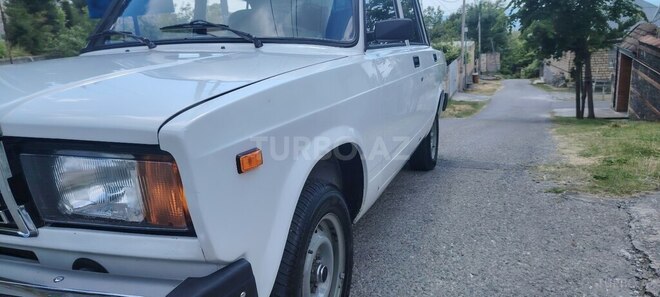 LADA (VAZ) 2107-4