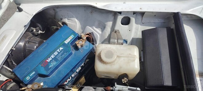 LADA (VAZ) 2107-21