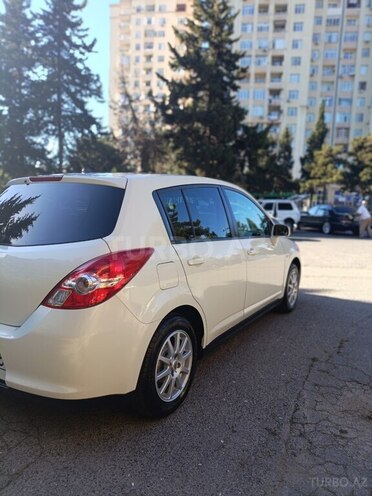 Nissan Tiida-2