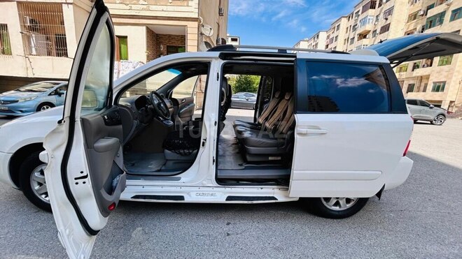Kia Carnival-7