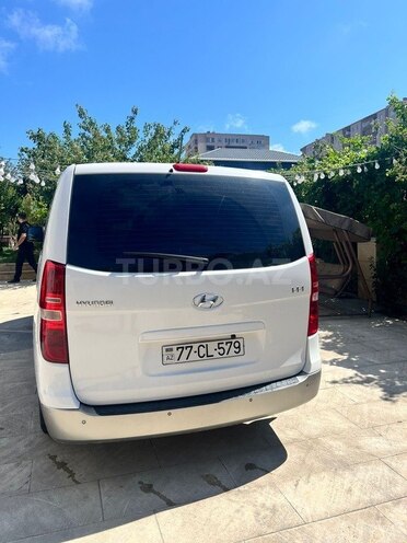 Hyundai H-1-6