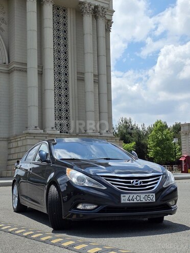 Hyundai Sonata-9