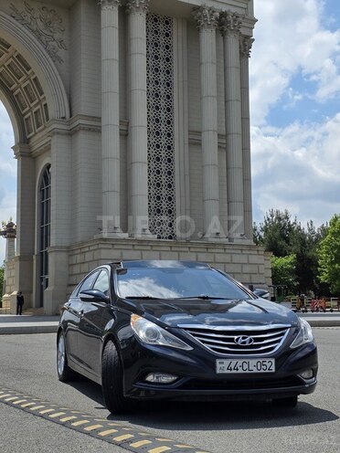 Hyundai Sonata-10
