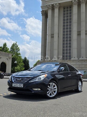 Hyundai Sonata-8