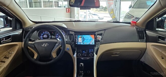Hyundai Sonata-7