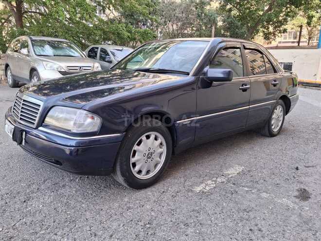 Mercedes C 200-2