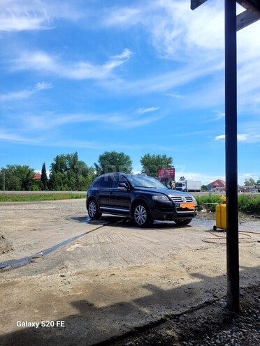 Volkswagen Touareg-7