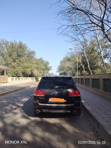 Volkswagen Touareg-5