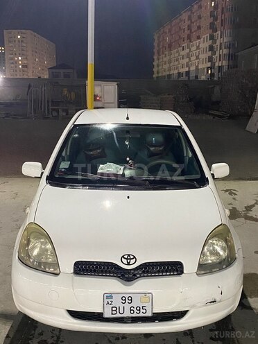 Toyota Vitz-1