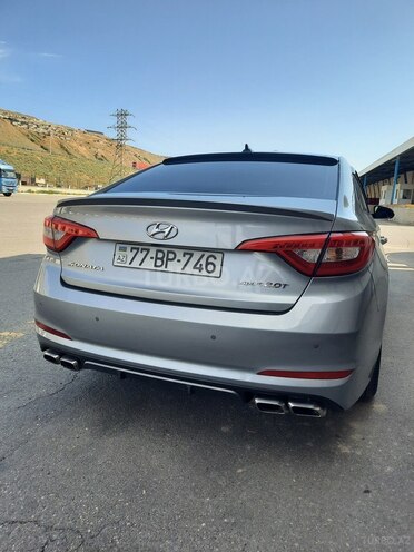 Hyundai Sonata-4