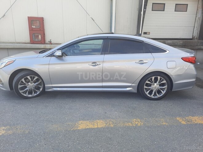 Hyundai Sonata-5