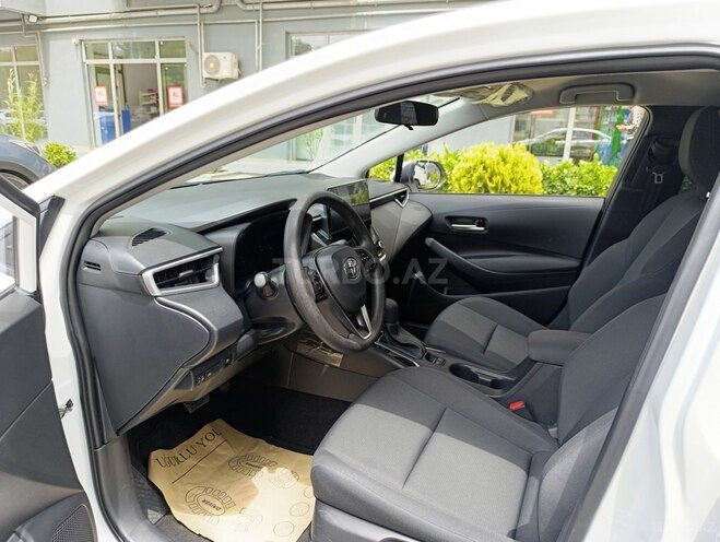 Toyota Corolla-10