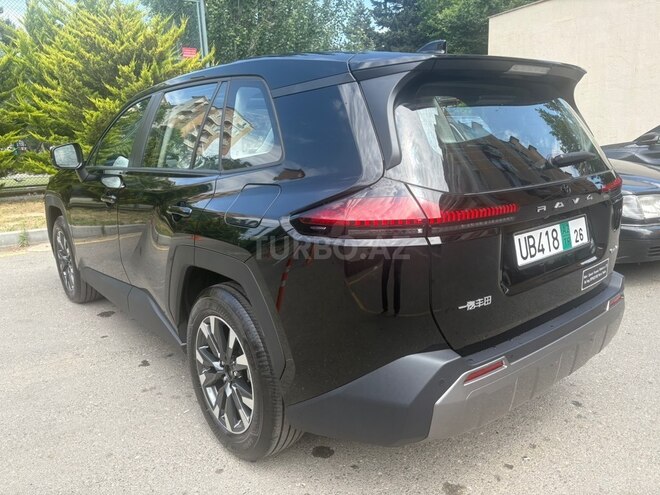 Toyota RAV4-8