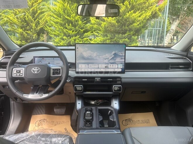 Toyota RAV4-13