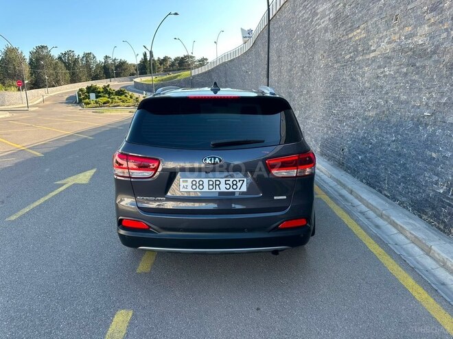Kia Sorento-2