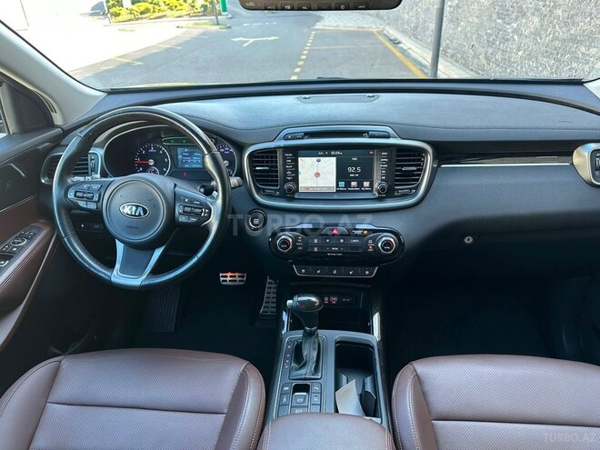 Kia Sorento-6