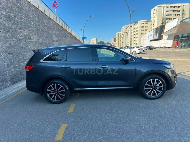 Kia Sorento-3