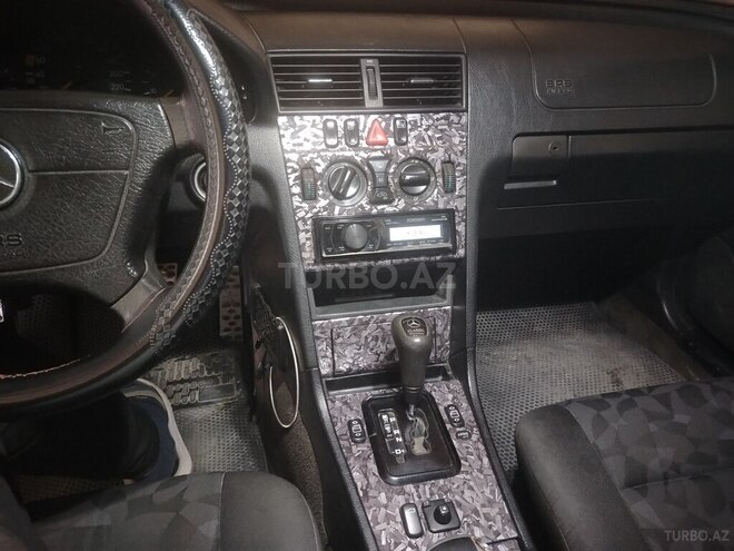 Mercedes C 200-10