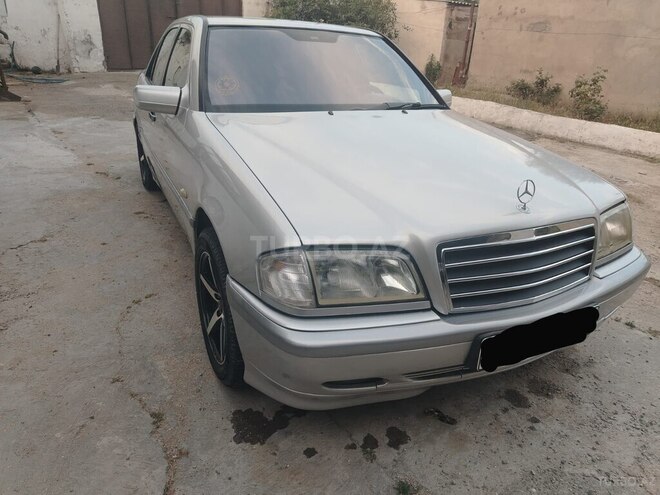 Mercedes C 200-9