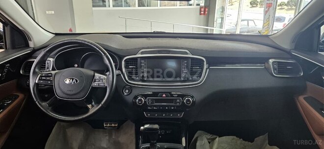 Kia Sorento-3