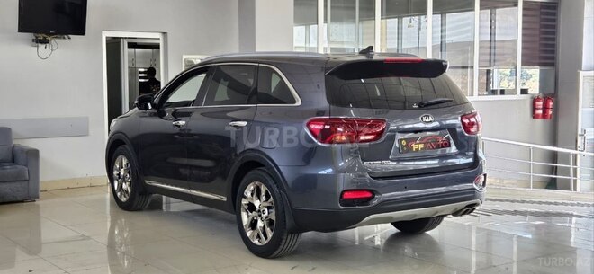 Kia Sorento-7