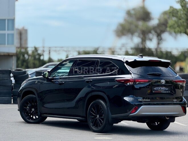 Toyota Highlander-5