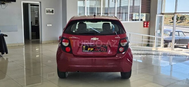 Chevrolet Aveo-7